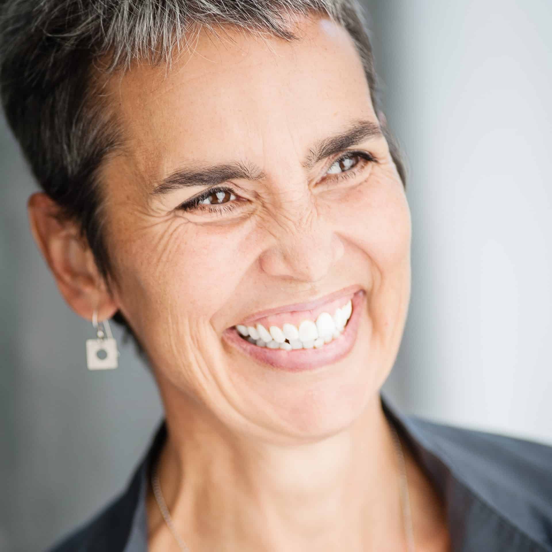 Renee headshot square